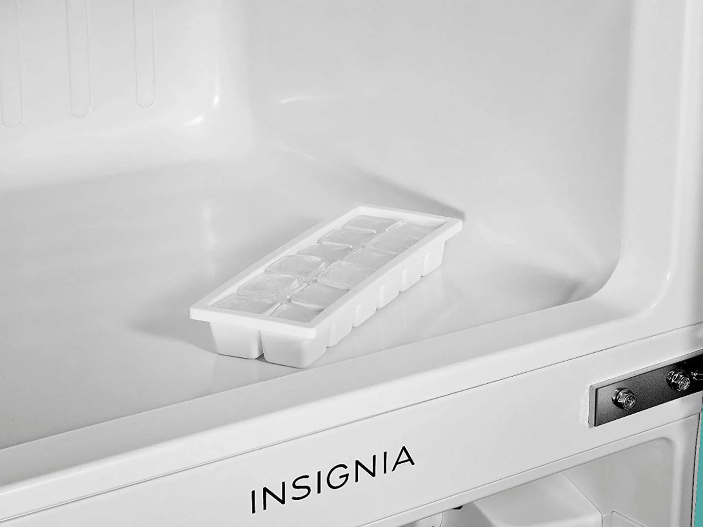3.1 Cu. ft. Retro Mini Fridge with Top Freezer �� Cool Mint